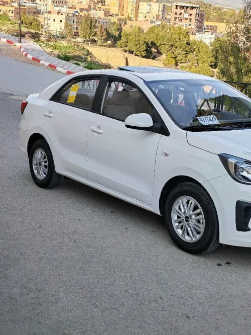 Kia Pegas 2025 Tout option