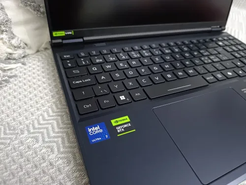 ACER PREDATOR HÉLIOS NEO 16 AI Rtx 5060 / Ultra 7 2nd gen