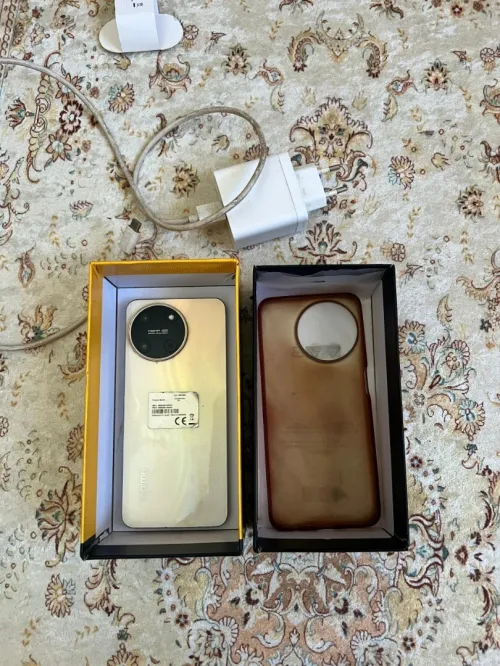 Realme 11