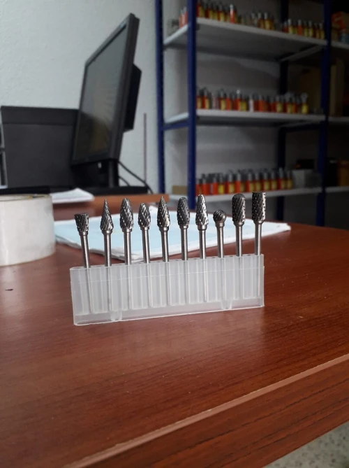 VENTE DE FOURNITURE INDUSTRIELLE