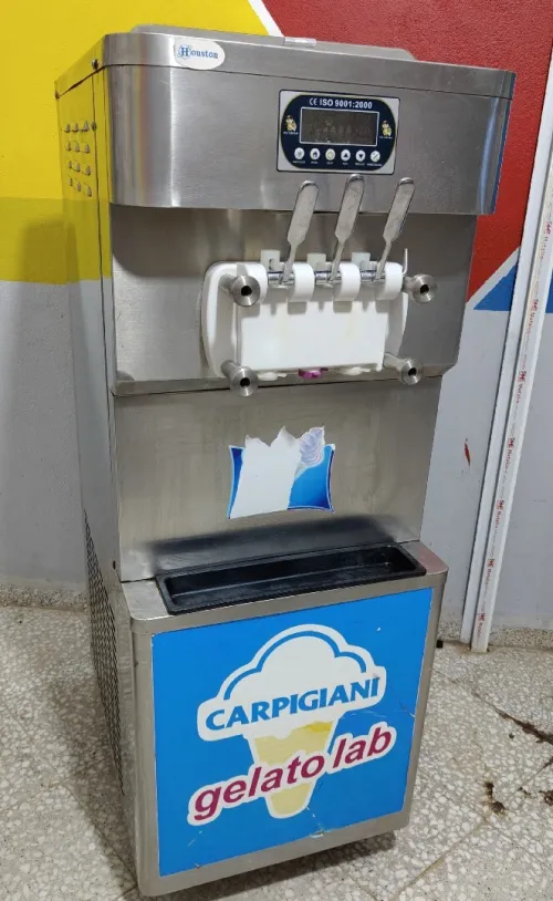 Machine à corné crème