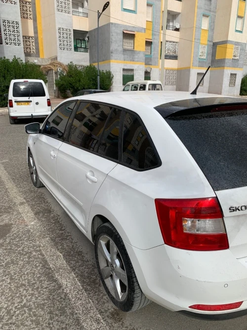 Skoda Rapid Spaceback 2015 