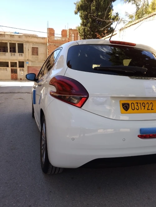 Peugeot 208 2019 Allure Facelift