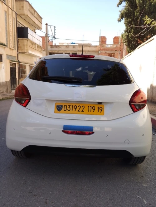 Peugeot 208 2019 Allure Facelift