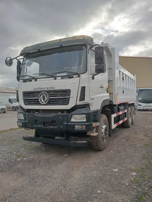 Dongfeng Renault Benne basculante minière 2025