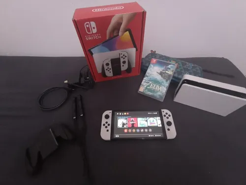 NINTENDO SWITCH V2 (OLED) 64GB+64GB carte SD + jeu Zelda tears of the kingdom