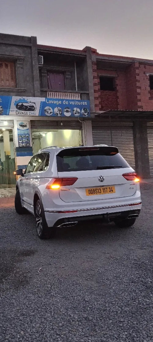 Volkswagen R line 2017 La 200