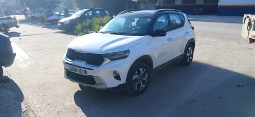 Kia Sonet  2022 