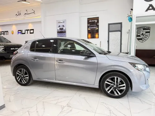 Peugeot 208 2024 Allure Pack