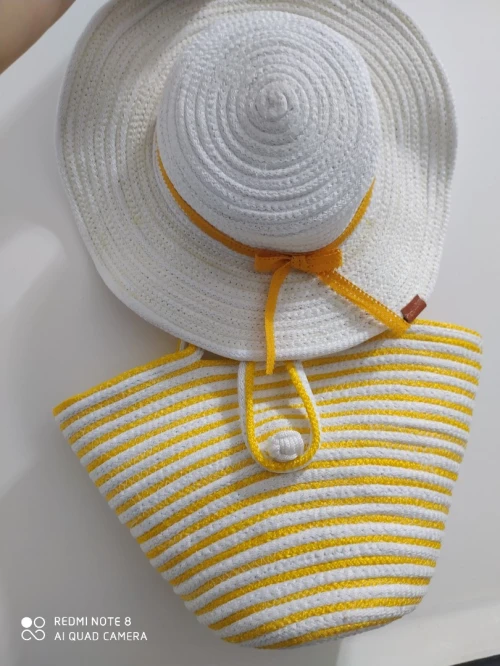 Sac été avec chapeau