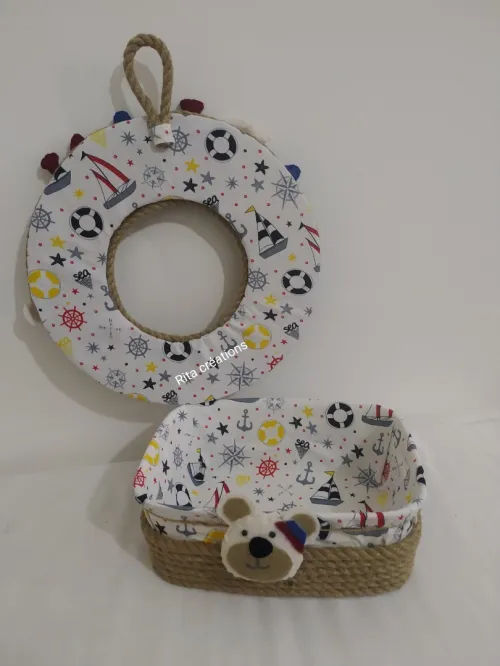 Panier+déco porte personnalisé pour bébé