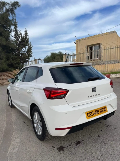 Location De Voiture كراء السيارات