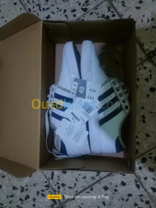Adidas  original 