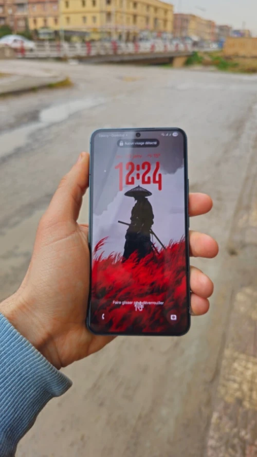 SAMSUNG S22 5G