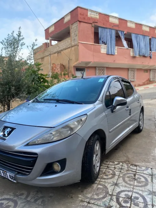 Peugeot 207 2011 