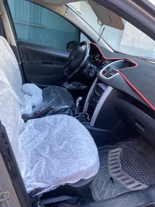 Peugeot 207 2011 