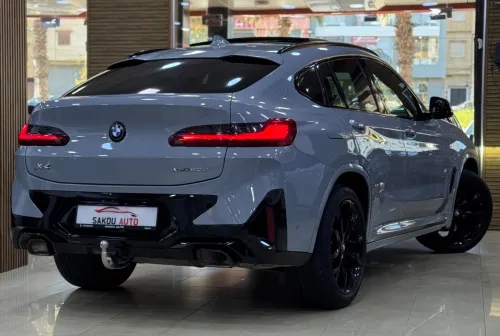 BMW X4 2023 
