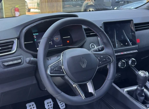 Renault Clio 5  2026 Esprit Alpine