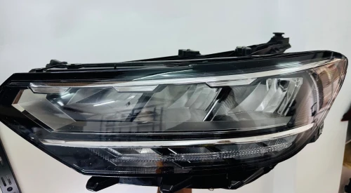 Phare passat B8