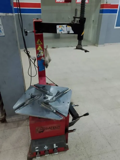 Matériel complet atelier à vendre en un seul lot