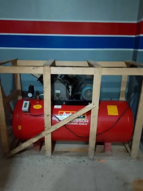 Matériel complet atelier à vendre en un seul lot