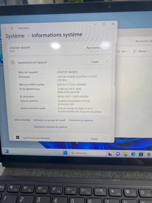 Lenovo IDEAPAD Duet 5i