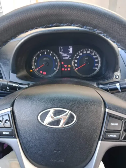 Hyundai Accent RB  4 portes 2018 Accent RB  4 portes