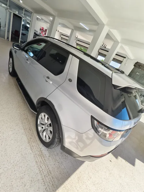 Land Rover Discovery 2016 