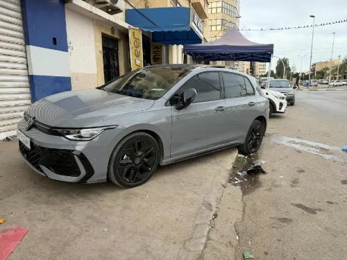 Volkswagen Golf 8 2025 R