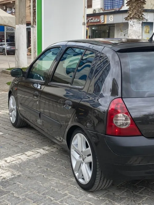 Renault Clio 2 2004 Extreme