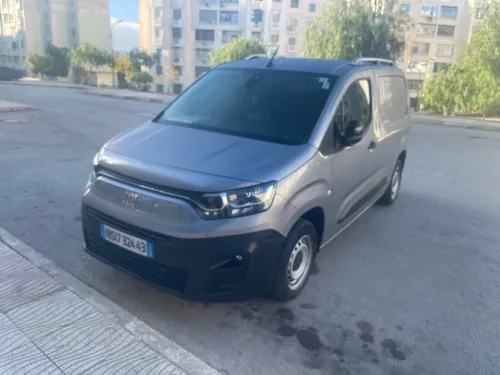 Fiat Doblo 2024 Alur