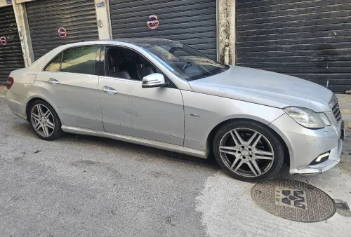 Mercedes Classe E 2011 AVANTGARDE Pack AMG