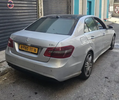 Mercedes Classe E 2011 AVANTGARDE Pack AMG