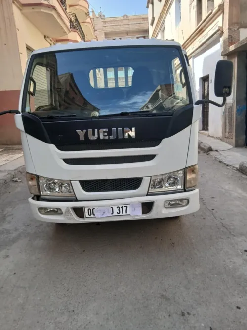 camion yuejin yuejin 2017