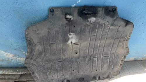 Cache moteur golf 6 original.