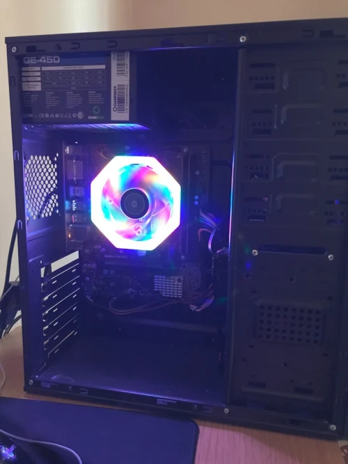 PC Gamer AMD Ryzen 5 5600g 16Go