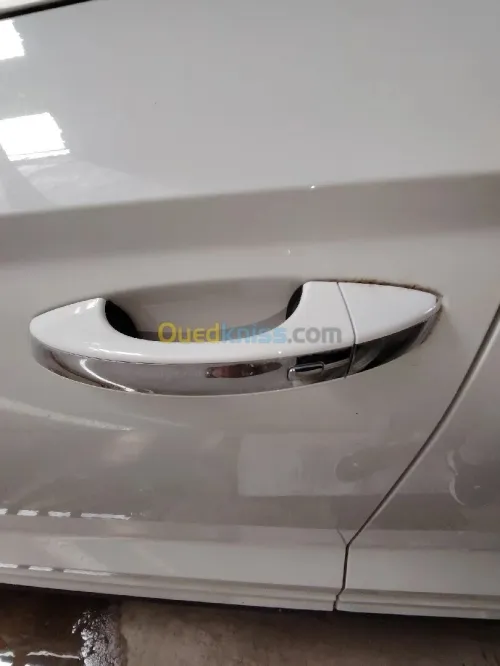 Skoda KAROQ 2025 Luxury