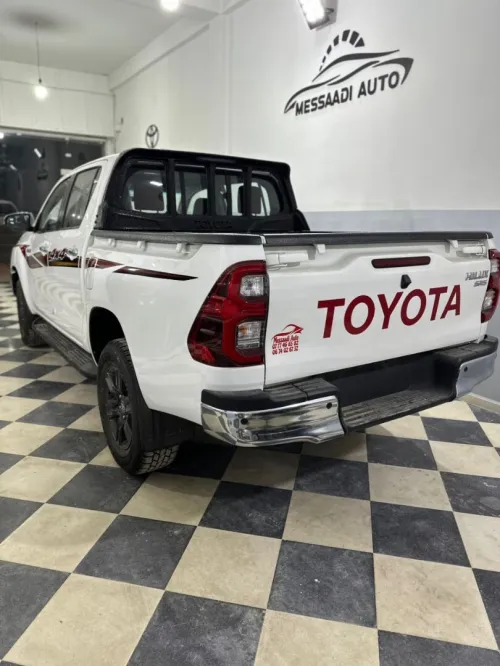Toyota Revo Omani 2025 Toyota عماني