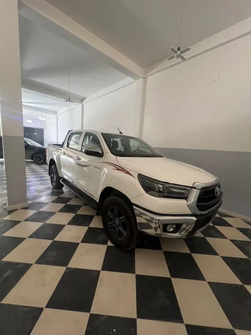 Toyota Hilux revo 2025 فطيم