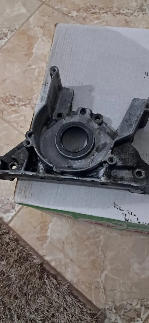Pièces moteur d'origine 1.6tdi 03L