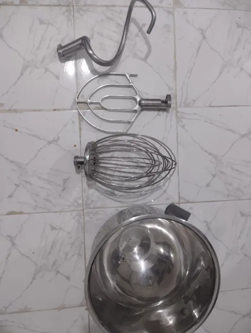 Batteur 20 L
