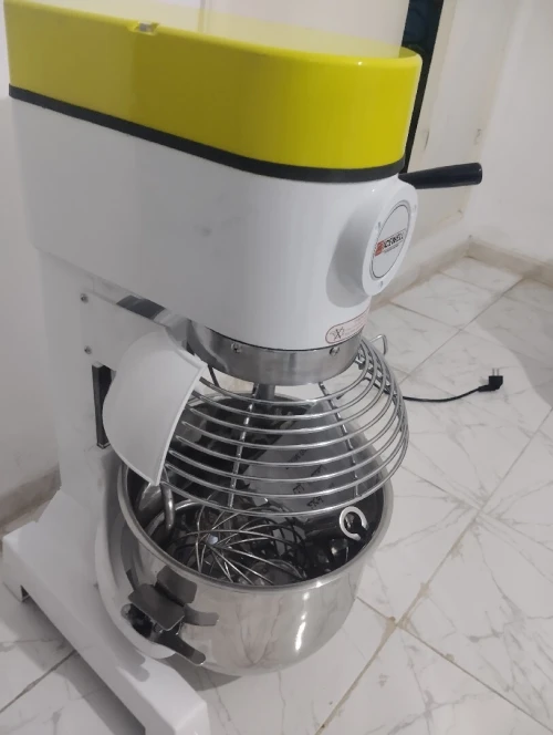 Batteur 20 L
