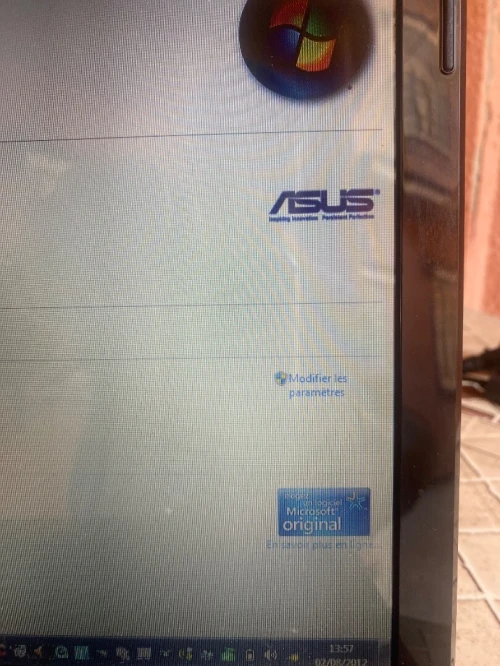 AZUS I3
