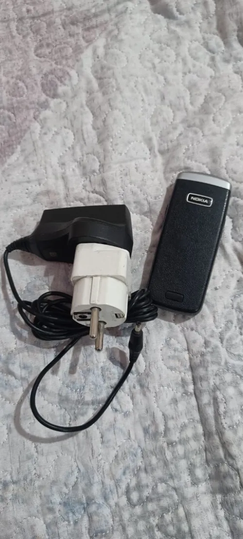 Nokia 6021