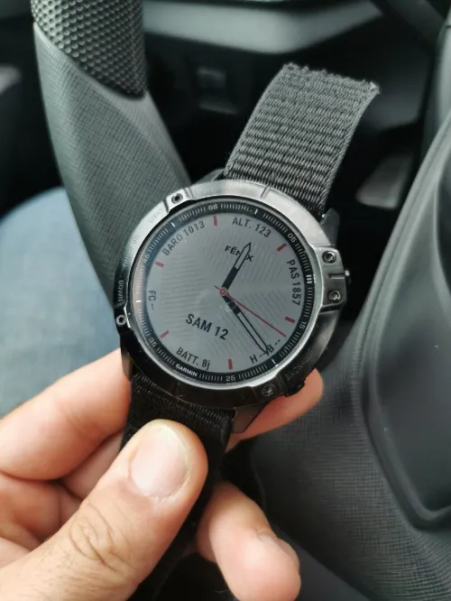 Montre garmin fenix 6 x saphir 