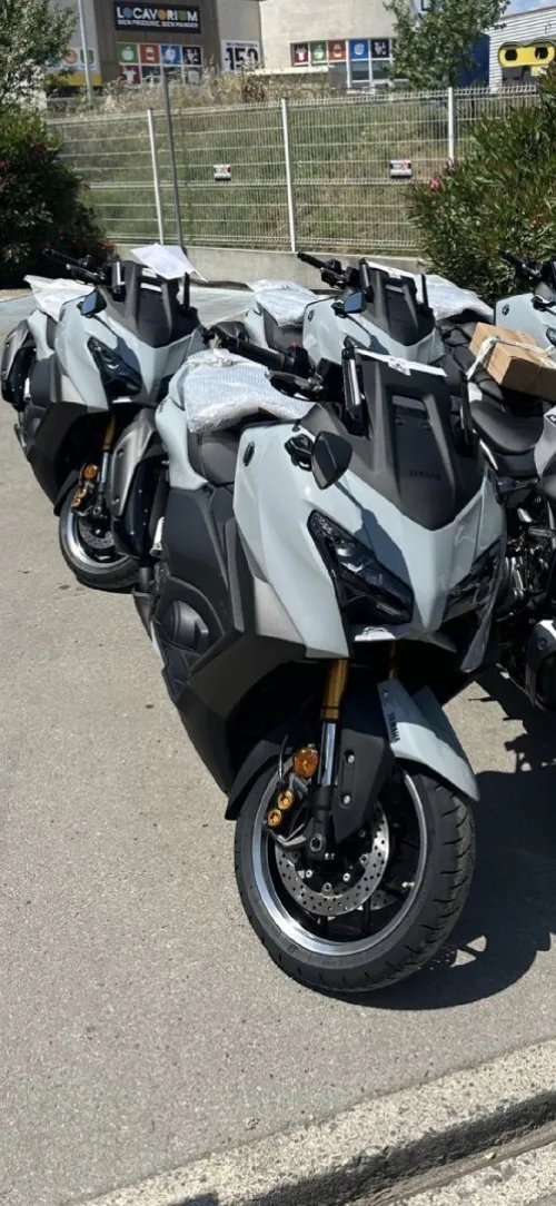 Yamaha Tmax tech max 2026