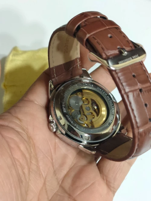 Montres originales pour hommes