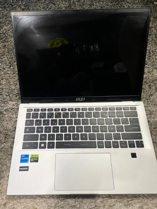 Laptop MSI Gaming / Professionnel  PRESTIGE 14H B12UCX RTX 2050 - I5 12450H - 16G DDR5 - 512 SSD M.2
