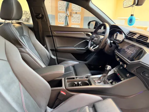 Audi Q3 2023 S-line
