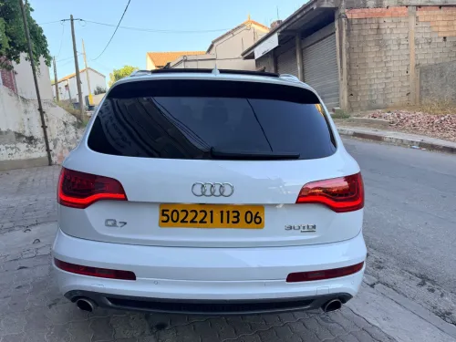 Audi Q7 2013 S Line 13
